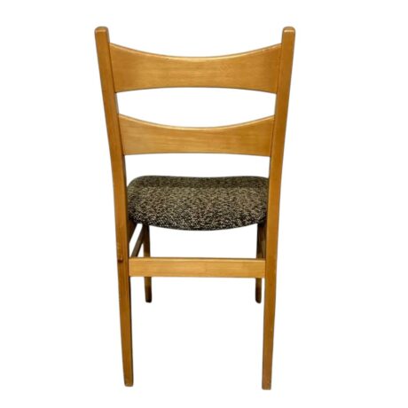 Chaise scandinave