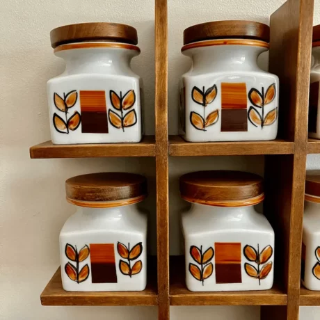 étagère+pots épice3