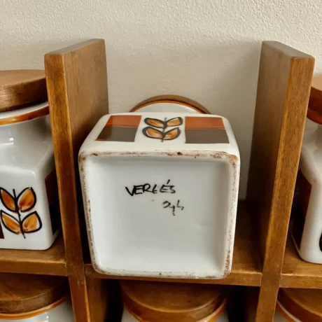 étagère+pots épice5